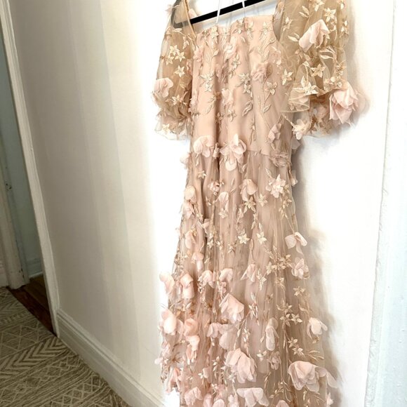 Marchesa Notte 3D Appliqué Embroidered Flower Dress - Picture 6 of 10